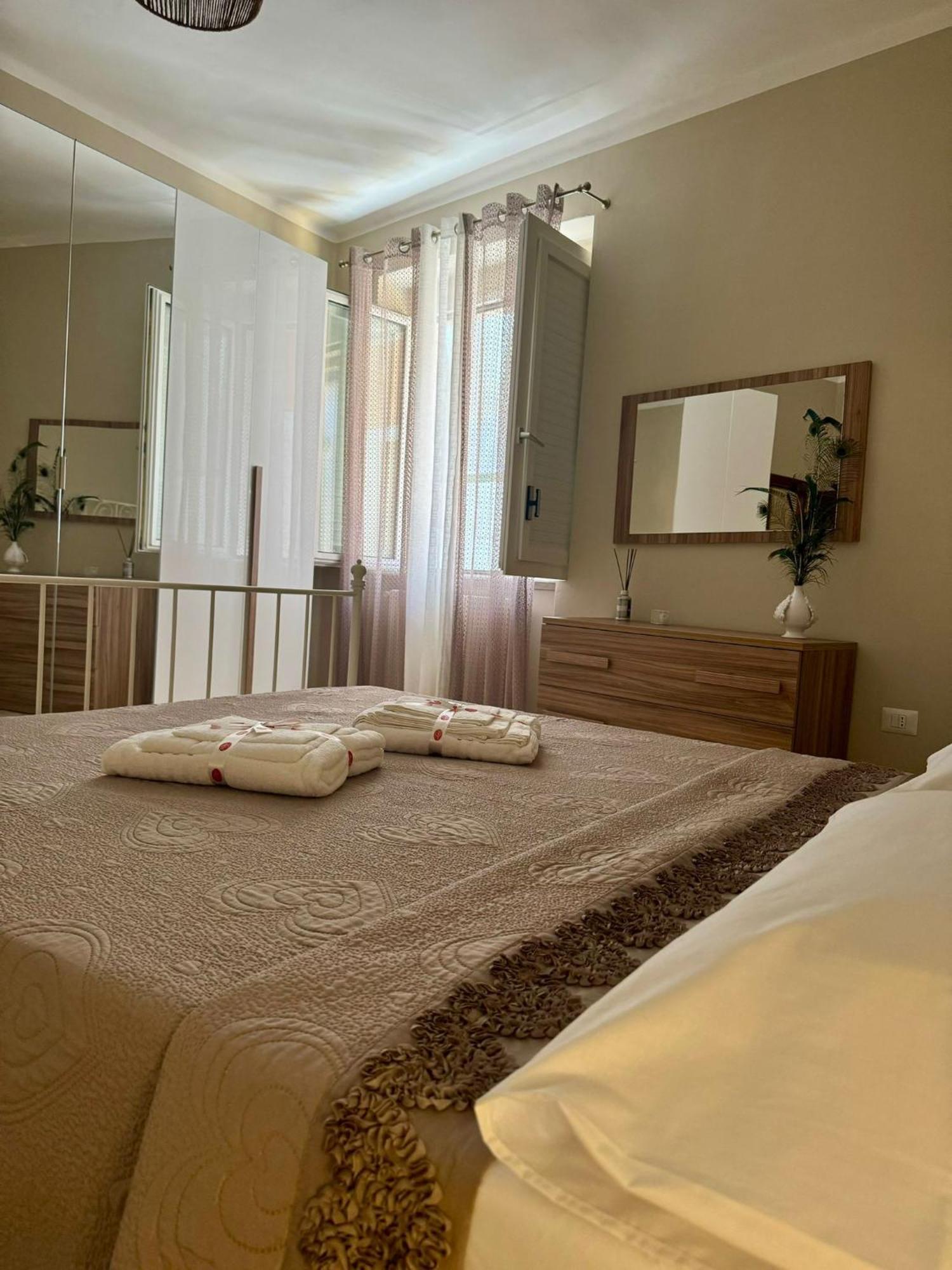 Appartamento Ely House Monte SantʼAngelo Esterno foto